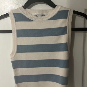 Cropped blue white tank summer